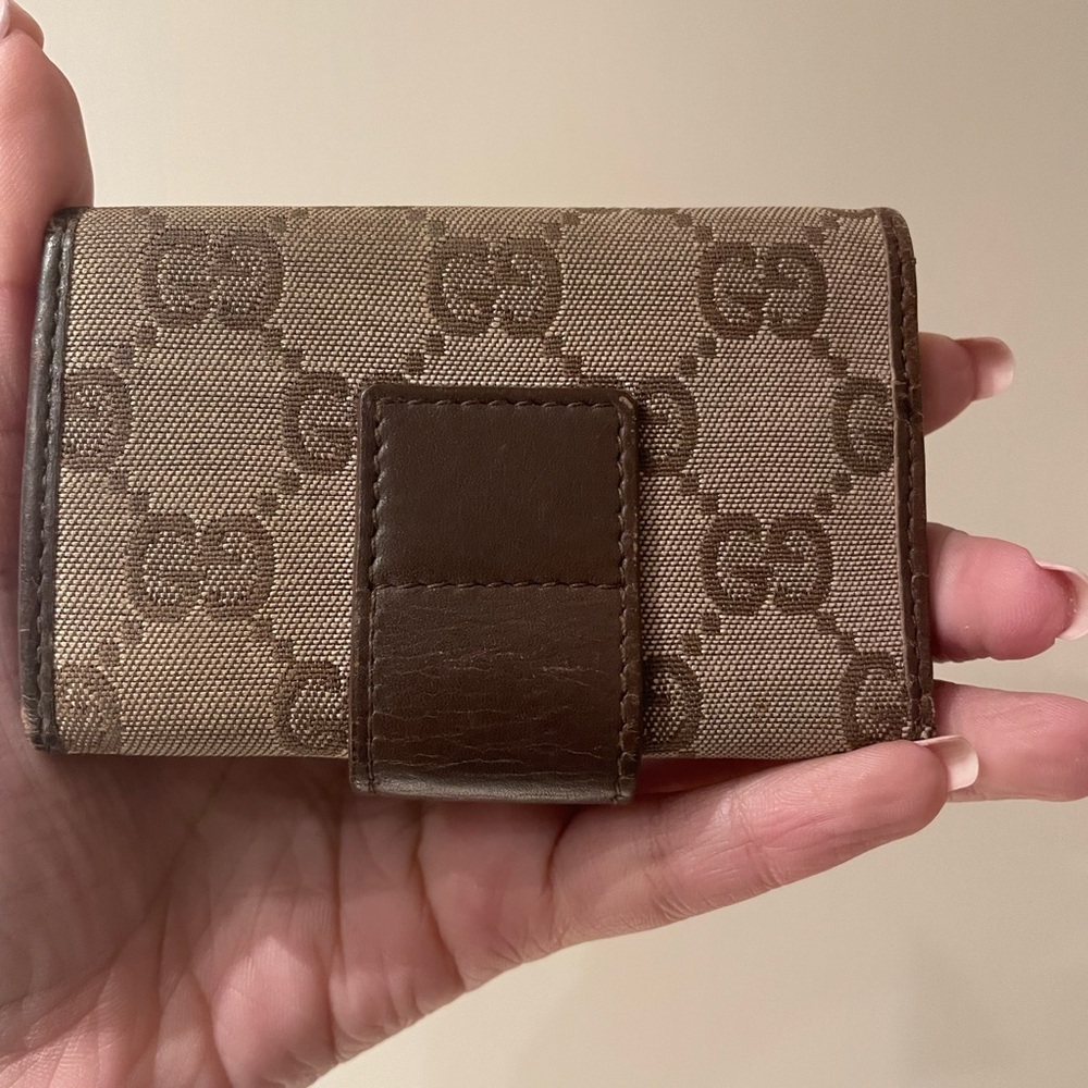 Gucci Brown Monogram Wallet - Picture 3 of 5